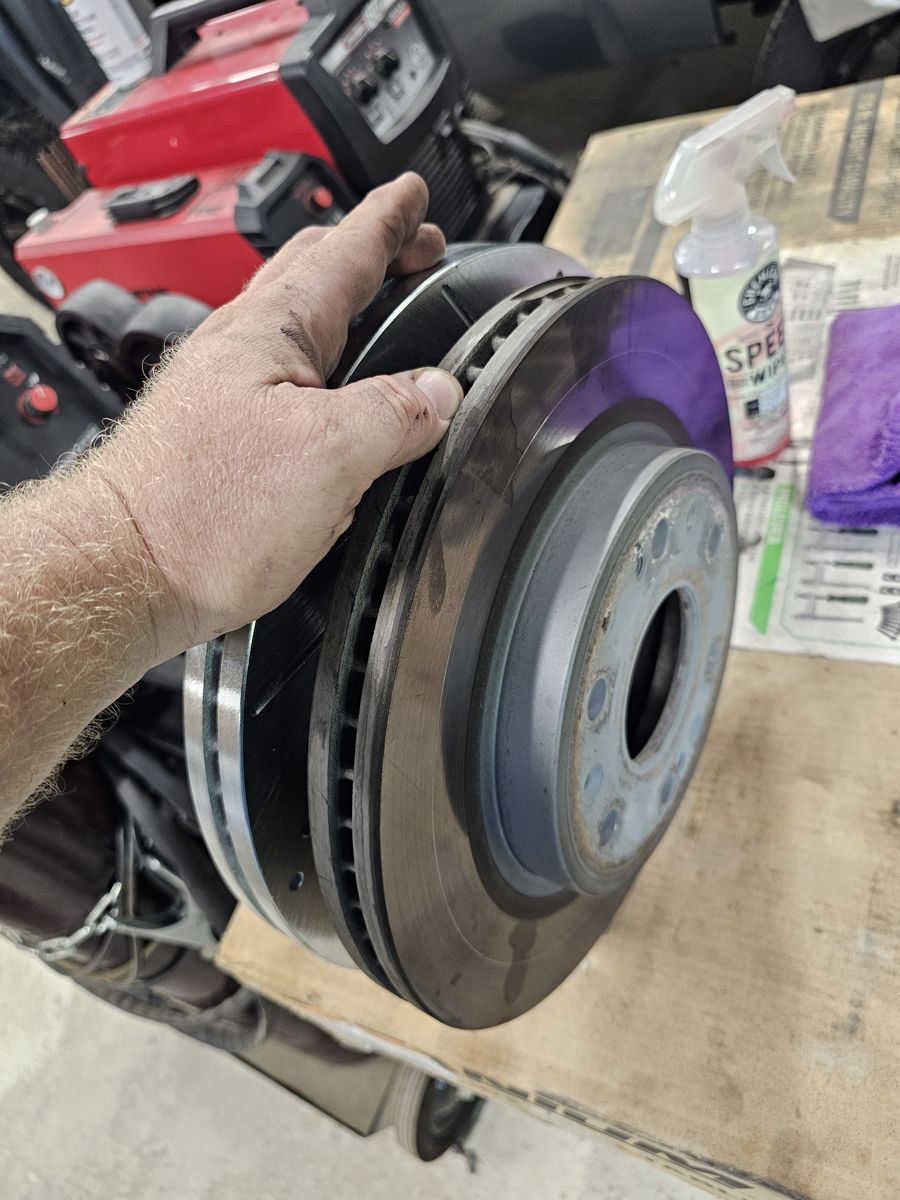 Old vs new rotor: the 2019+ rotor is larger