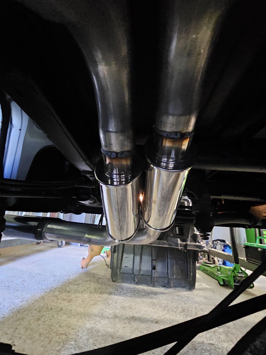 Resonators installed at the rear