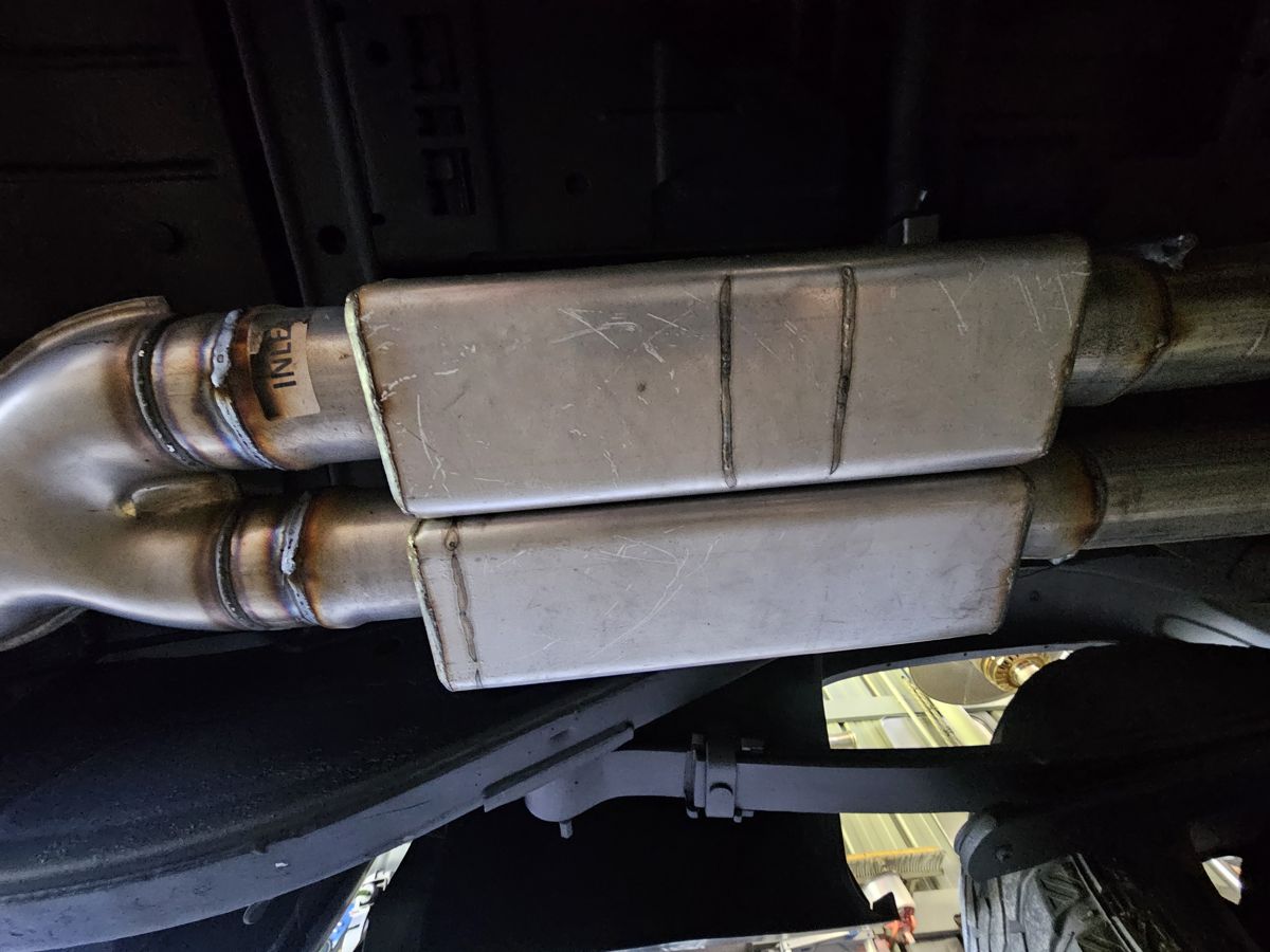 X-pipe into the Spintech mufflers