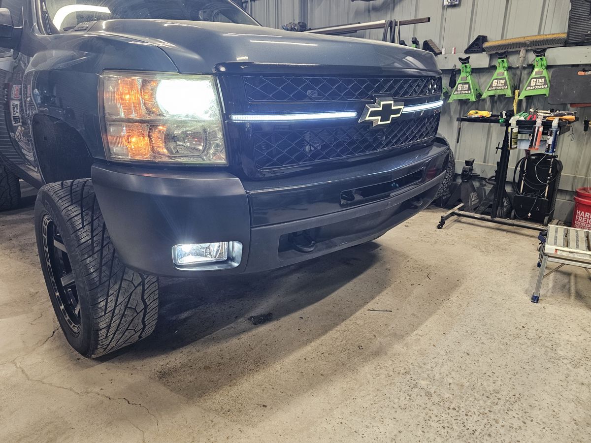 Factory-style fog light
