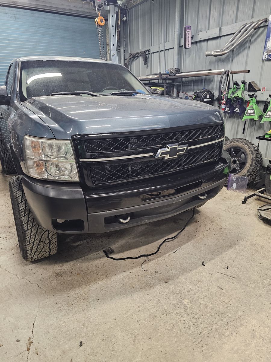 Back together: 2500HD hood and blacked-out trim