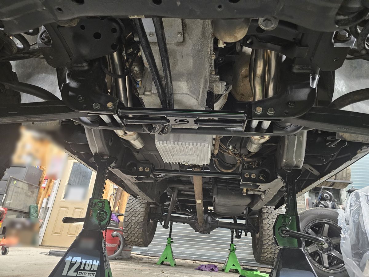 Suspension Engineering engine cross bar and trans crossmember