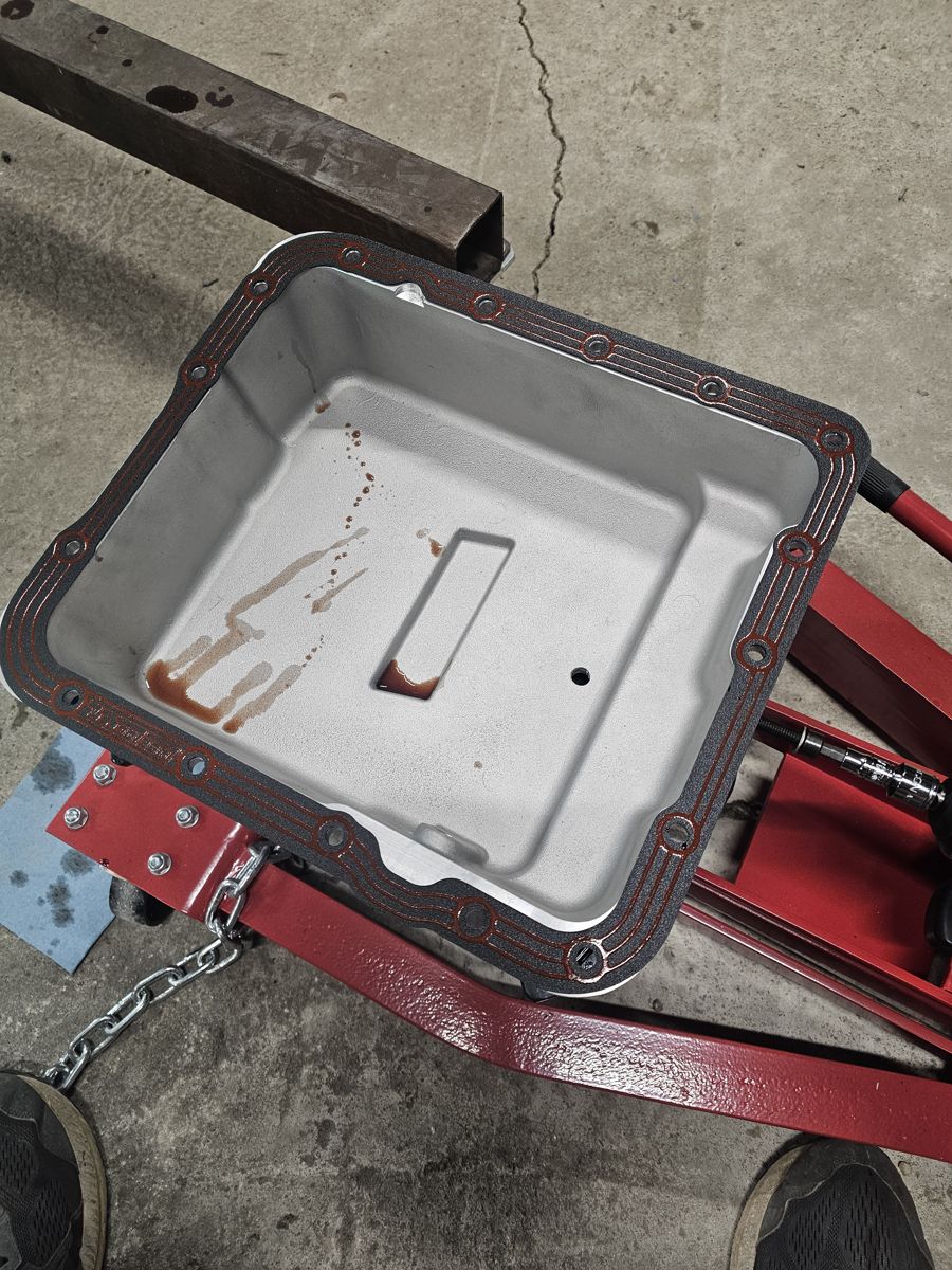 JEGS deep pan with the LubeLocker gasket