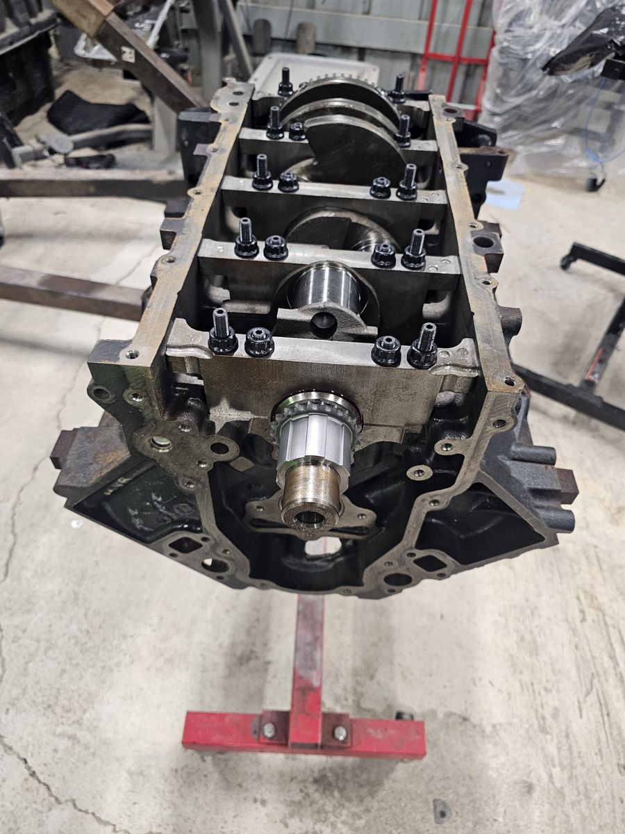 Crank in and the mains torqued